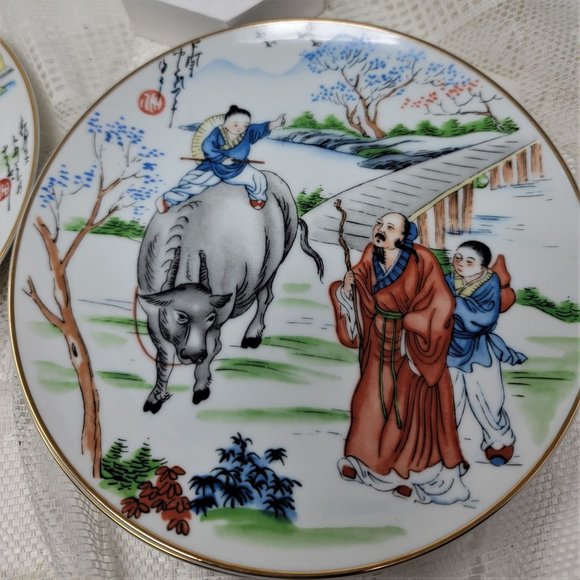 Oriental Style Collector plates by Dorothy Logan Studios - Picture 8 of 10